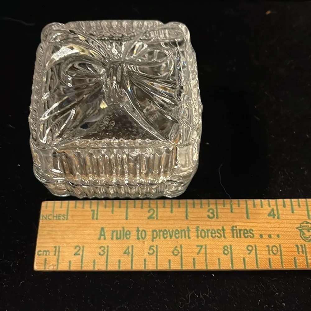Beautiful Small Lead Crystal Box w/Bow design on the lid - really cute!